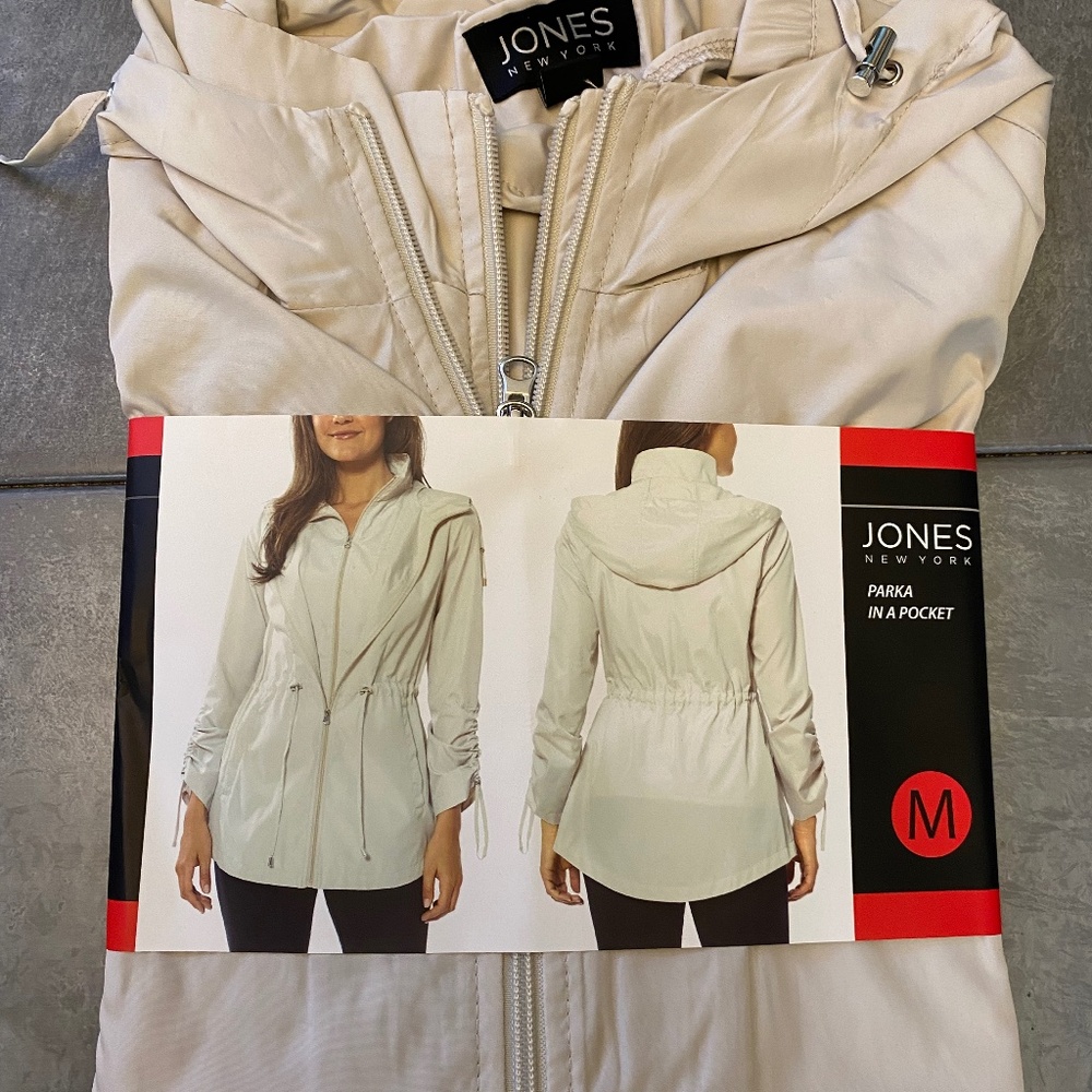 ***NEW*** Jones New York Women's Parka In A Pocket Rain Coat